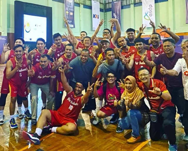 Pengembangan SDM Emas melalui PosIND Basketball Community