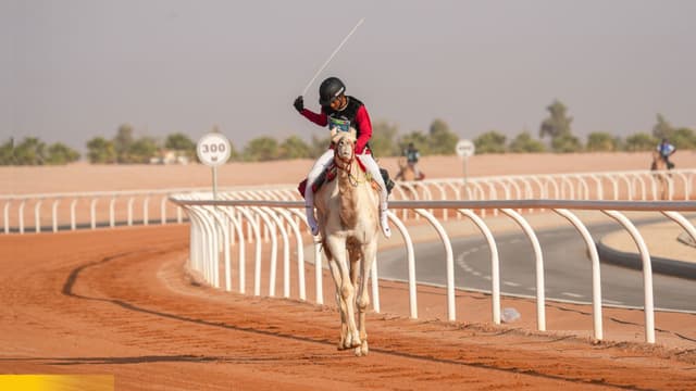 Ikhwannudin di ISG 2025: Finis Keenam, Debut yang Menyalakan Jejak Indonesia di Arena Balap Unta